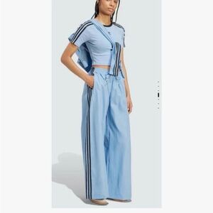 $95 ADIDAS JV7492 Women's L Adicolor Ash Blue wide leg track pant new with tagz